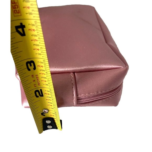 Clinique Pink Makeup Bag Zip Up Water-Resistant Small Cosmetic Travel Carrier - Picture 11 of 11